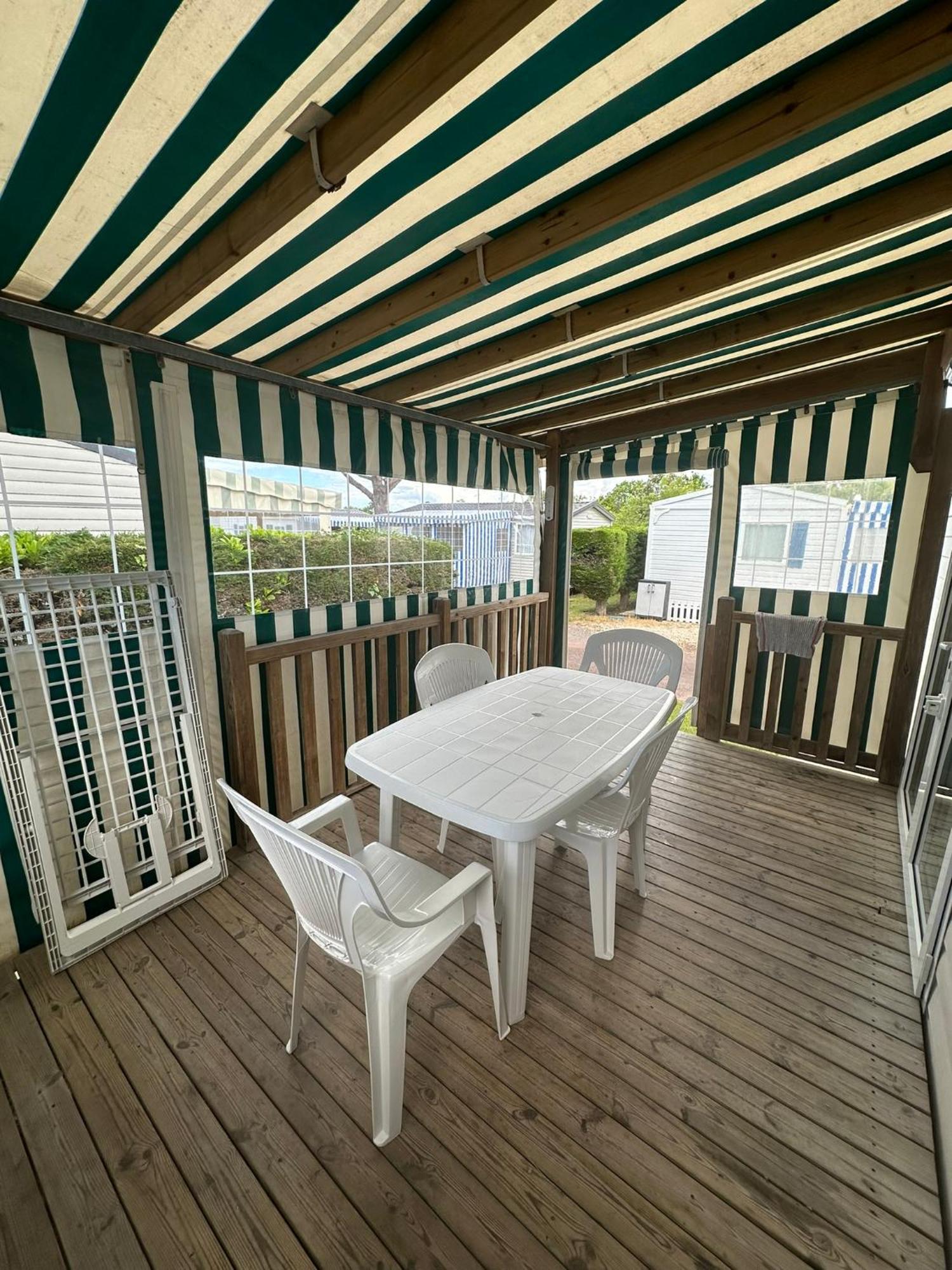 Camping Le Moulin De La Salle لي سابلِ دولونْ المظهر الخارجي الصورة